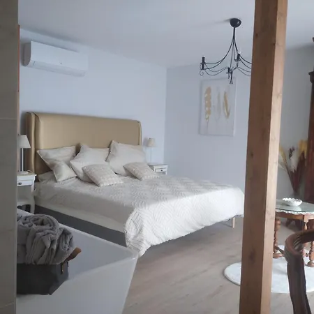 Pres De La Grenouillere فندق مبيت وإفطار