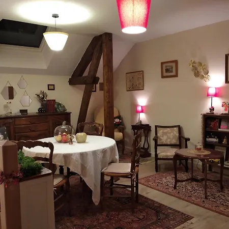 Pres De La Grenouillere فندق مبيت وإفطار